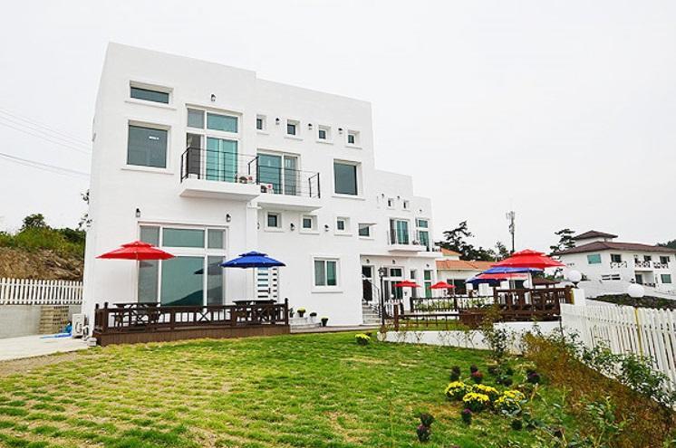 Sunmoon Pension Yeosu Luaran gambar